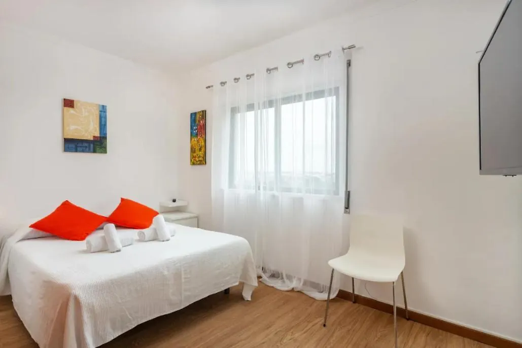 Blife Rya Private Rooms - Airport Stay District de District de Faro